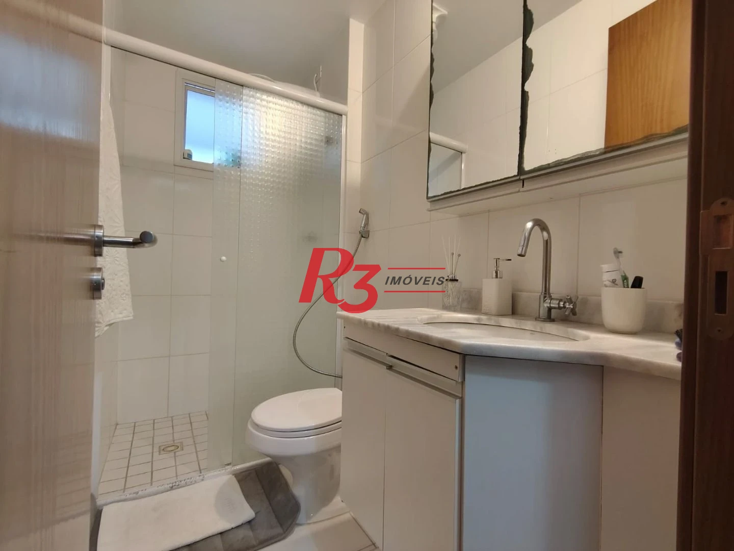 Apartamento a venda na Pompéia com 87m²