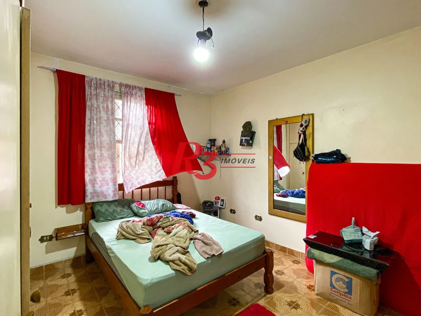 Sobrado com 2 dormitórios à venda, 84 m² por R$ 440.000,00 - Vila Matias - Santos/SP