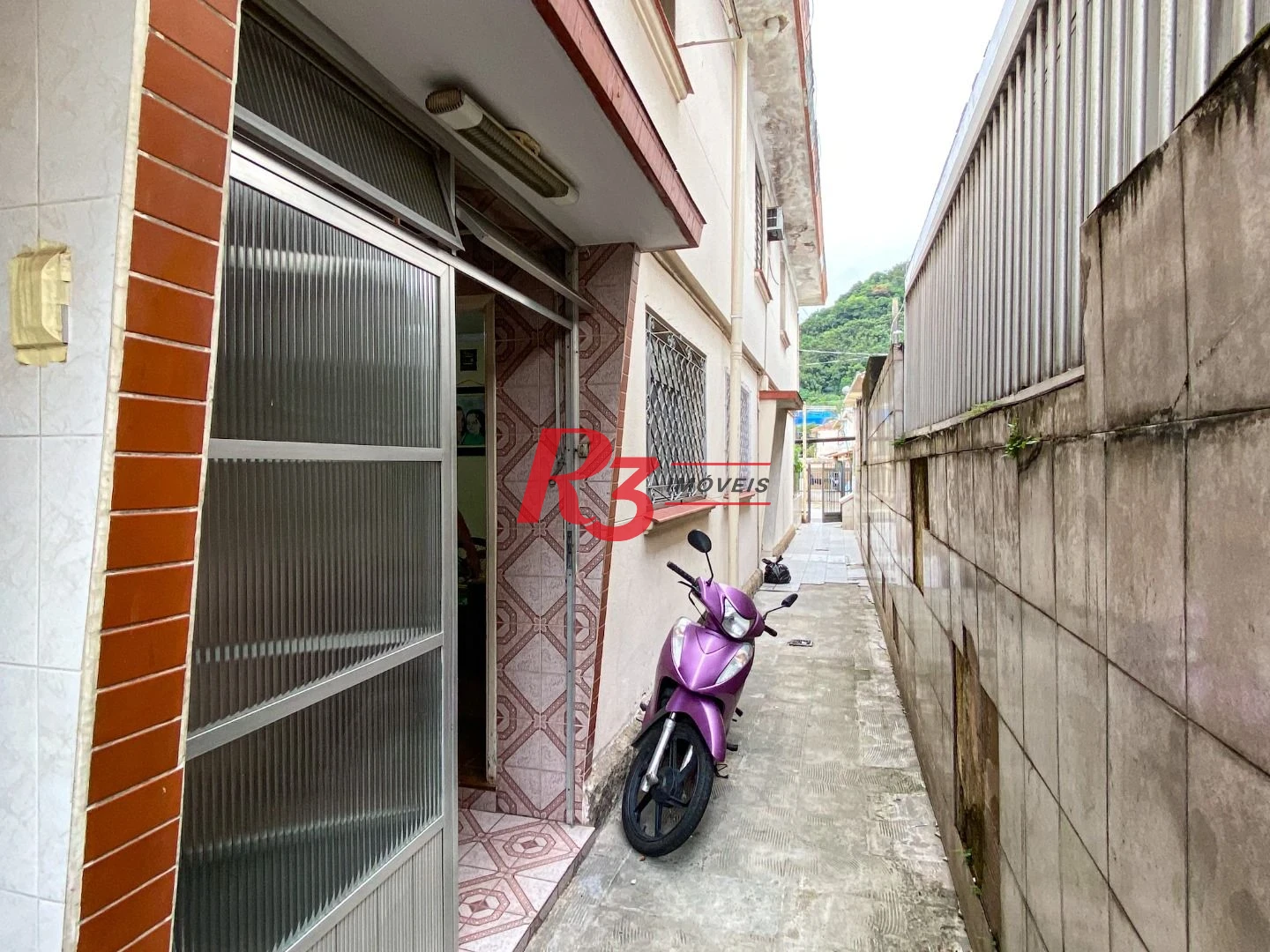 Sobrado com 2 dormitórios à venda, 84 m² por R$ 440.000,00 - Vila Matias - Santos/SP