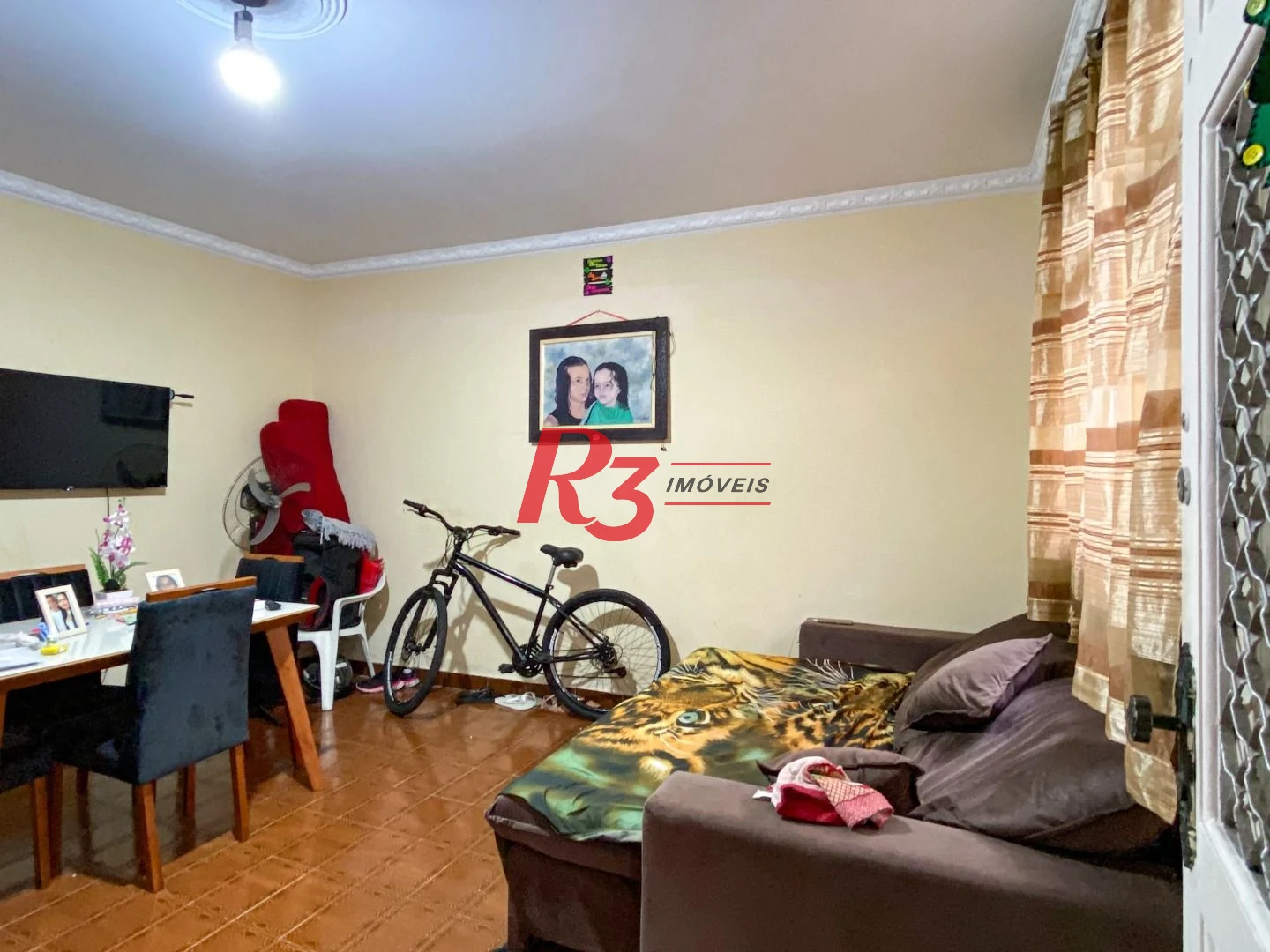 Sobrado com 2 dormitórios à venda, 84 m² por R$ 440.000,00 - Vila Matias - Santos/SP