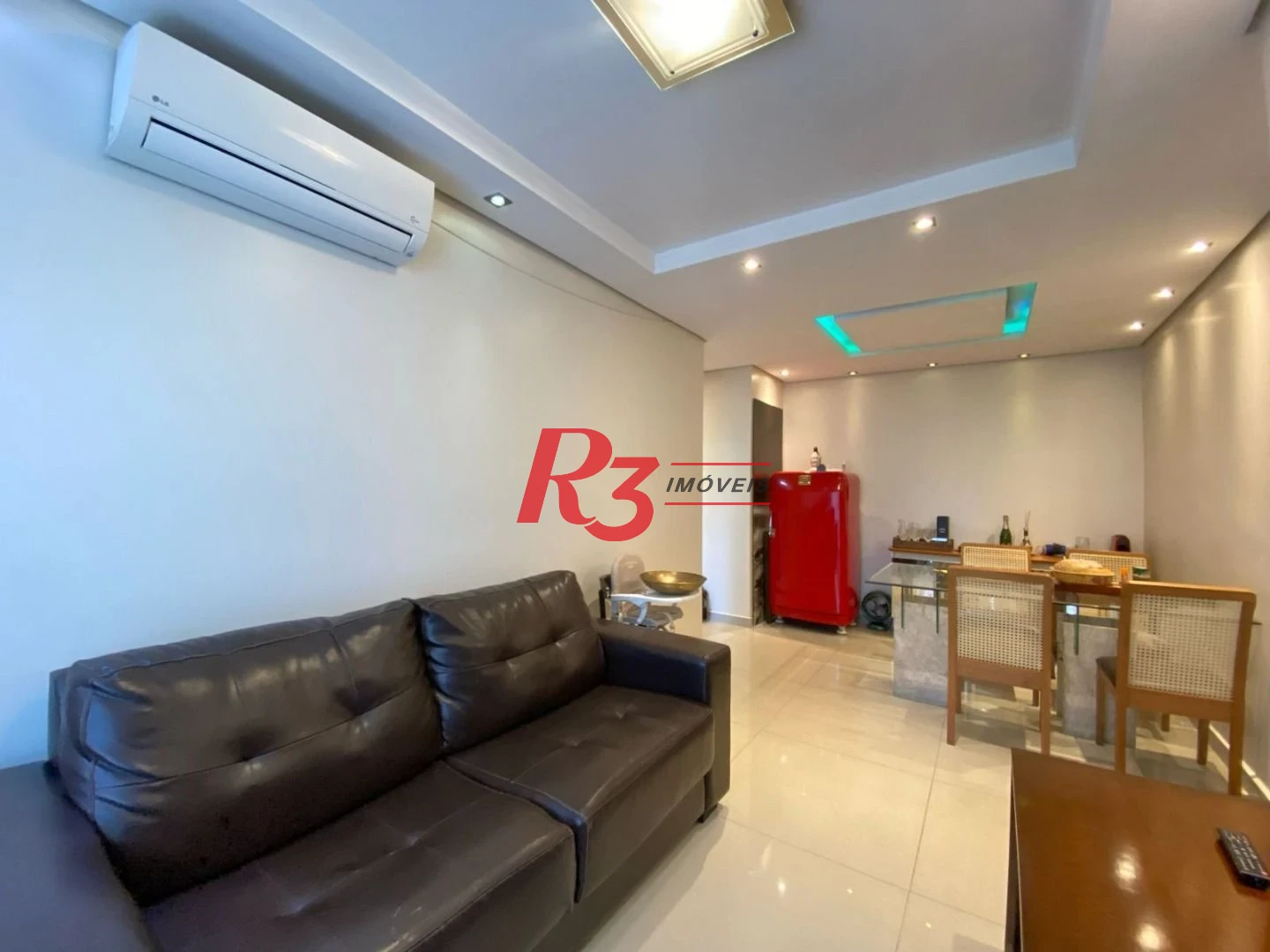 Apartamento com 2 dormitórios à venda, 58 m² por R$ 375.000,00 - Morro Nova Cintra - Santos/SP
