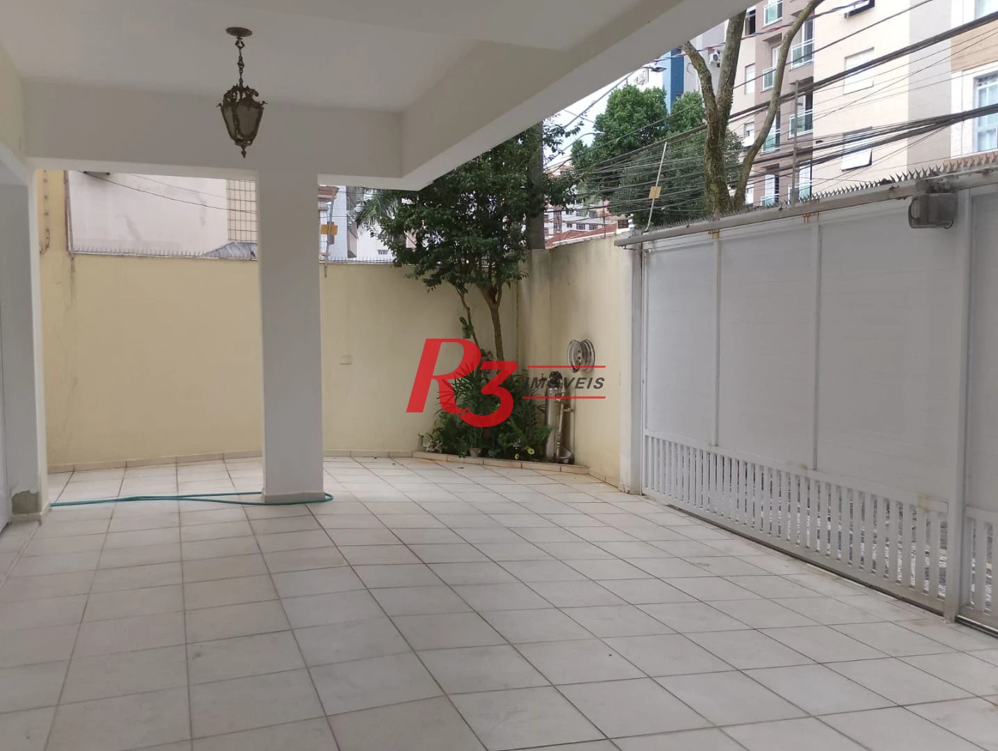 Sobrado com 3 dormitórios à venda, 180 m² por R$ 2.100.000,00 - Gonzaga - Santos/SP