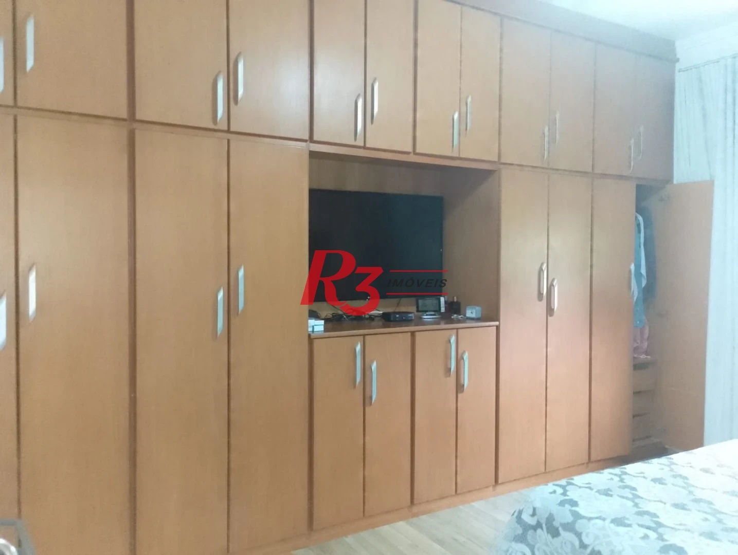Sobrado com 3 dormitórios à venda, 180 m² por R$ 2.100.000,00 - Gonzaga - Santos/SP
