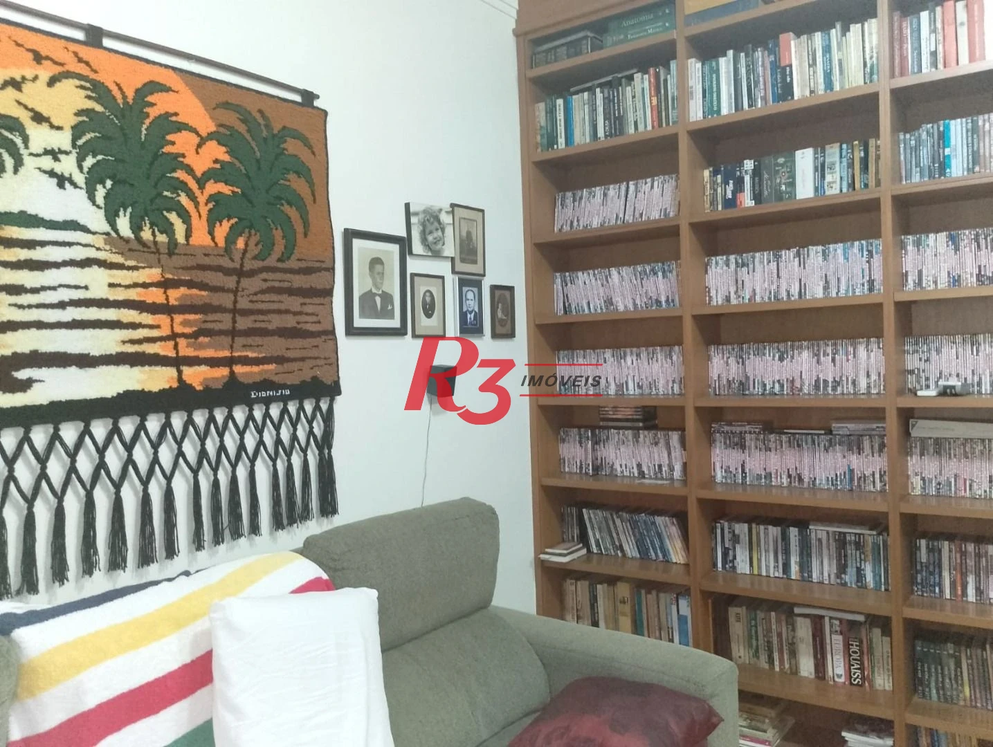 Sobrado com 3 dormitórios à venda, 180 m² por R$ 2.100.000,00 - Gonzaga - Santos/SP