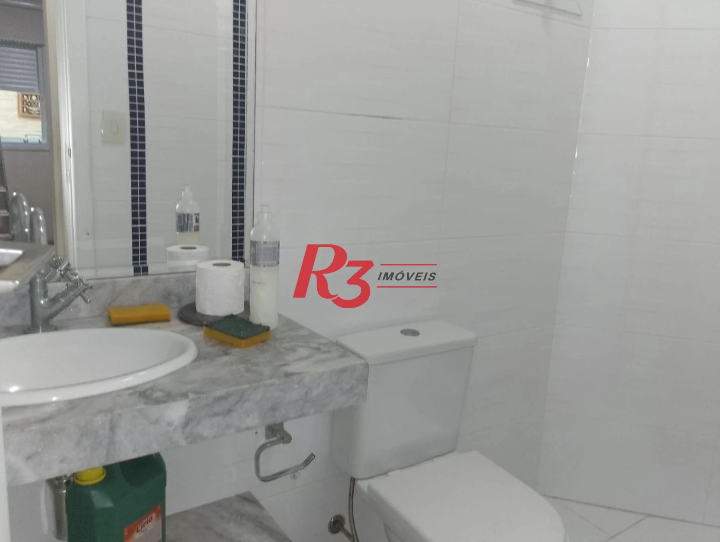 Sobrado com 3 dormitórios à venda, 180 m² por R$ 2.100.000,00 - Gonzaga - Santos/SP