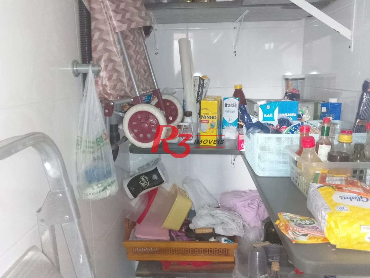 Sobrado com 3 dormitórios à venda, 180 m² por R$ 2.100.000,00 - Gonzaga - Santos/SP