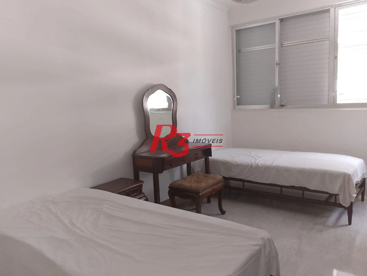 Apartamento com 2 dormitórios à venda, 98 m² por R$ 550.000,00 - Gonzaga - Santos/SP