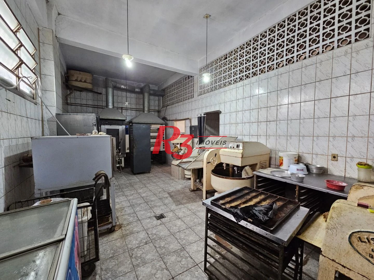 Loja para alugar, 191 m² por R$ 15.402,96/mês - Campo Grande - Santos/SP