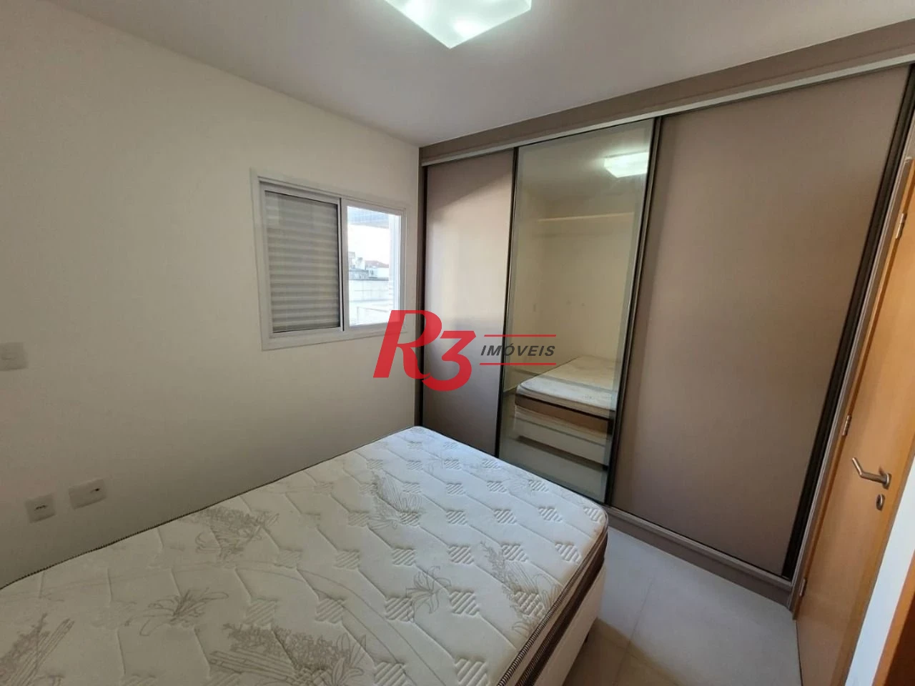 Apartamento à venda, 52 m² por R$ 640.000,00 - Embaré - Santos/SP