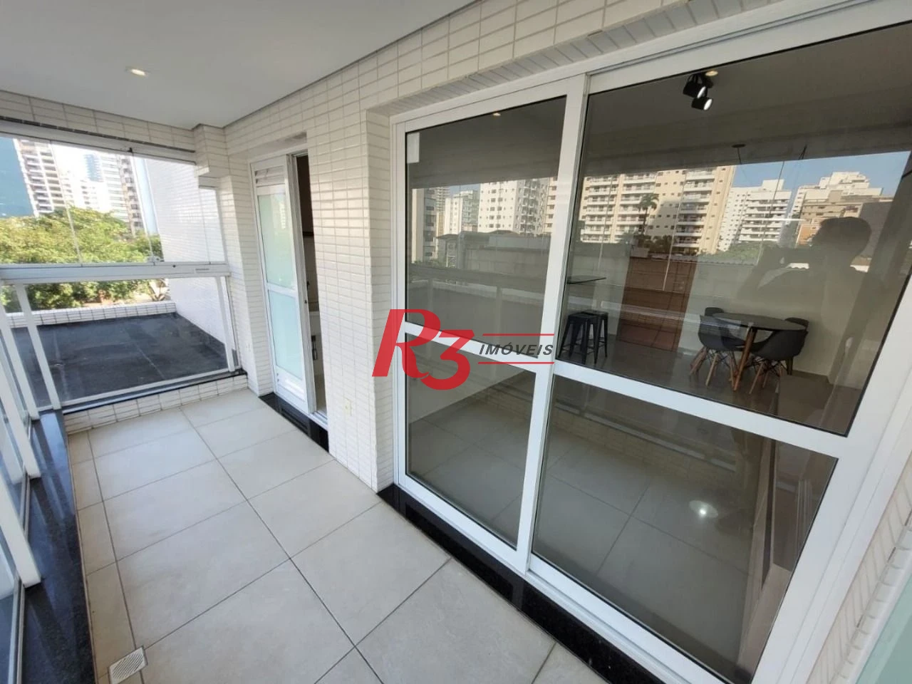 Apartamento à venda, 52 m² por R$ 640.000,00 - Embaré - Santos/SP