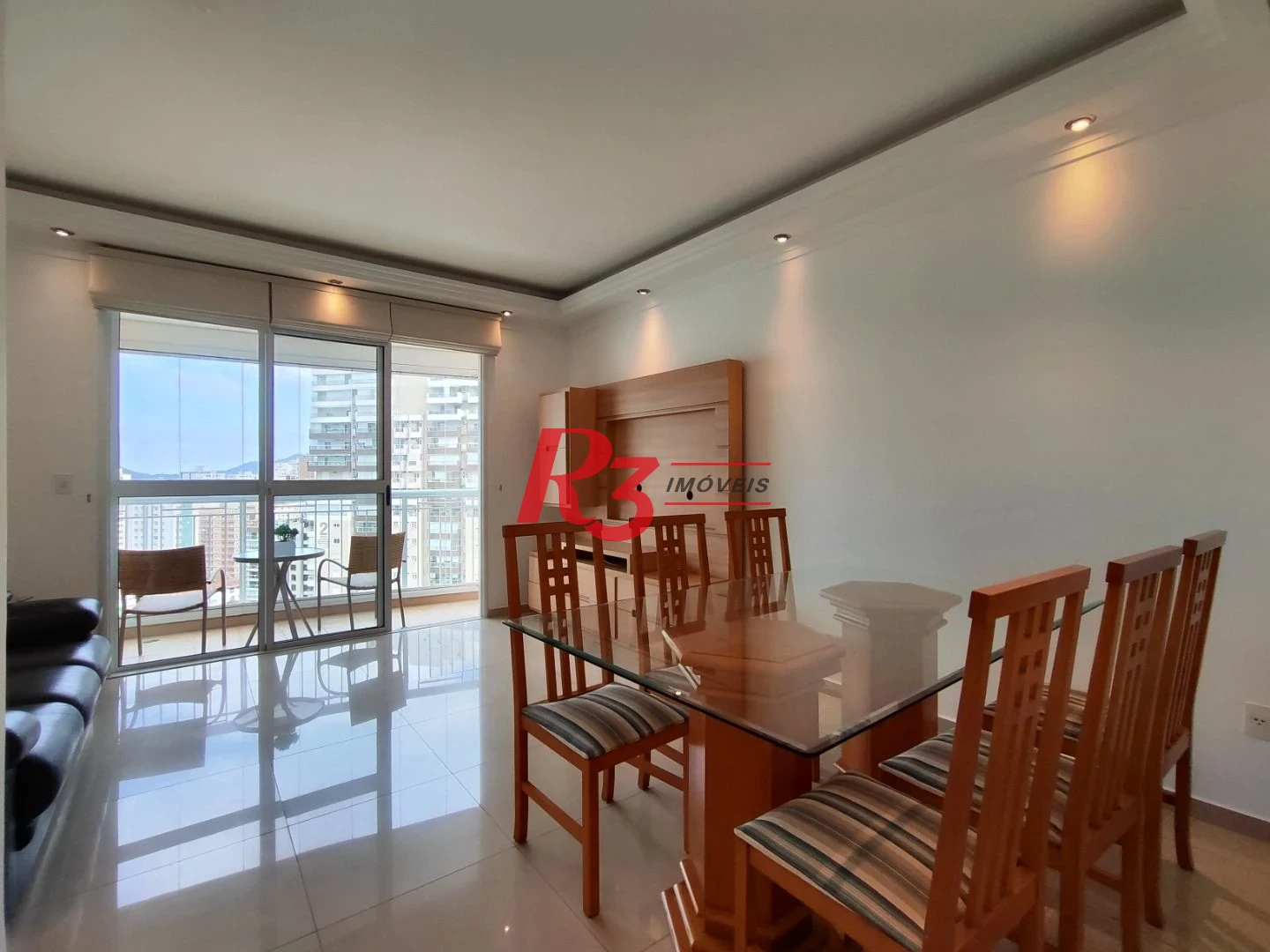 Apartamento com 3 dormitórios para alugar, 94 m² por R$ 7.000,00/mês - Gonzaga - Santos/SP