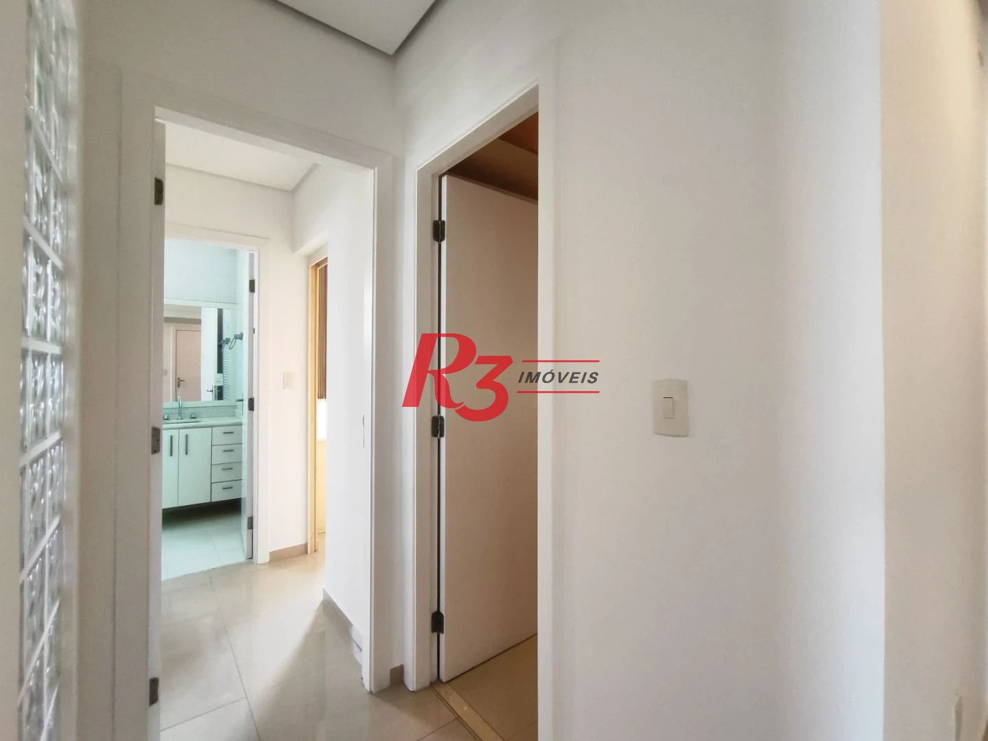 Apartamento com 3 dormitórios para alugar, 94 m² por R$ 7.000,00/mês - Gonzaga - Santos/SP