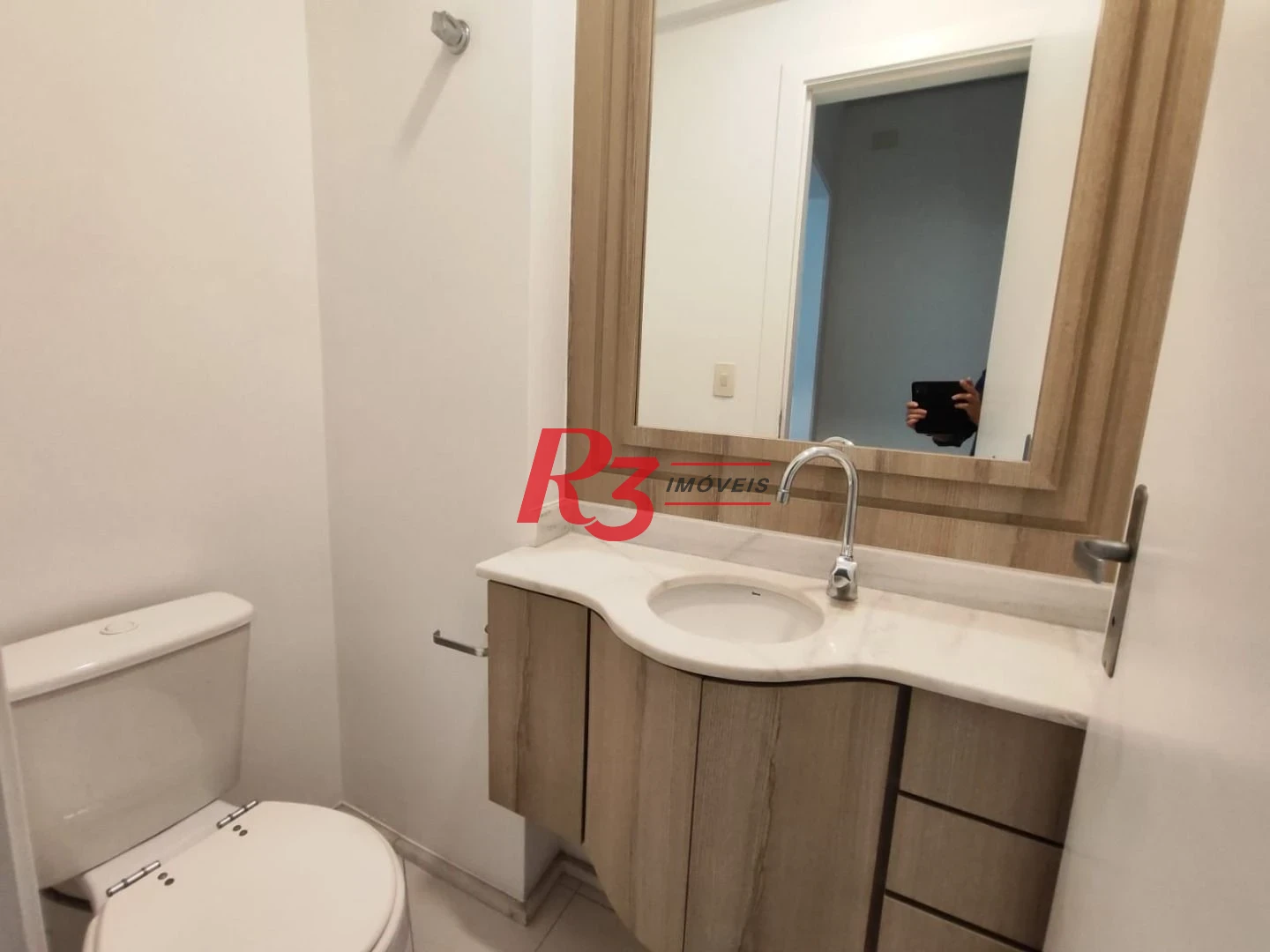 Apartamento com 3 dormitórios para alugar, 94 m² por R$ 7.000,00/mês - Gonzaga - Santos/SP
