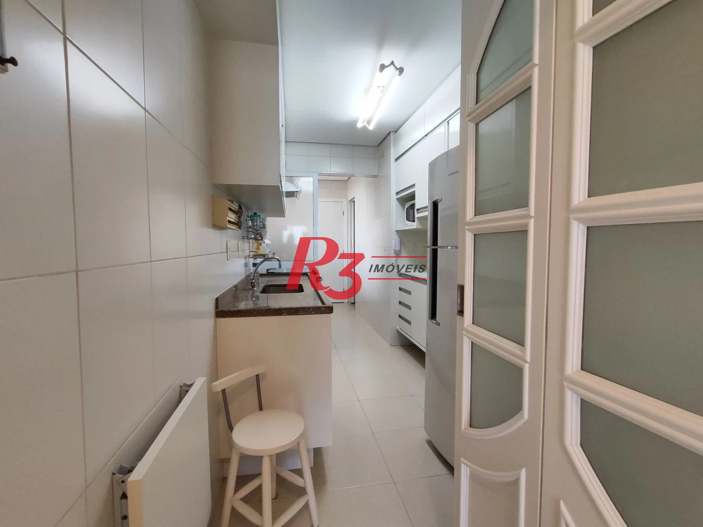 Apartamento com 3 dormitórios para alugar, 94 m² por R$ 7.000,00/mês - Gonzaga - Santos/SP