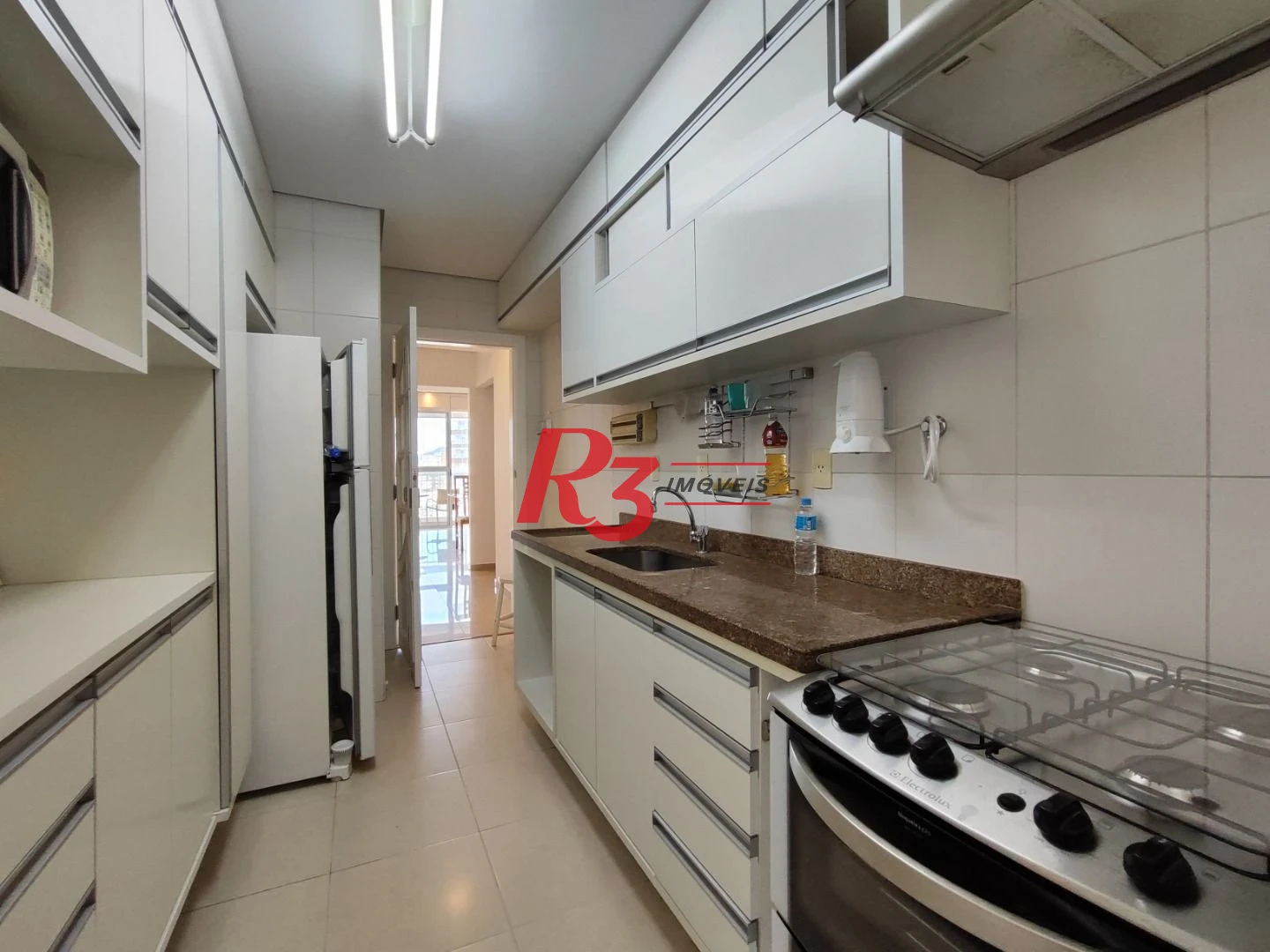 Apartamento com 3 dormitórios para alugar, 94 m² por R$ 7.000,00/mês - Gonzaga - Santos/SP