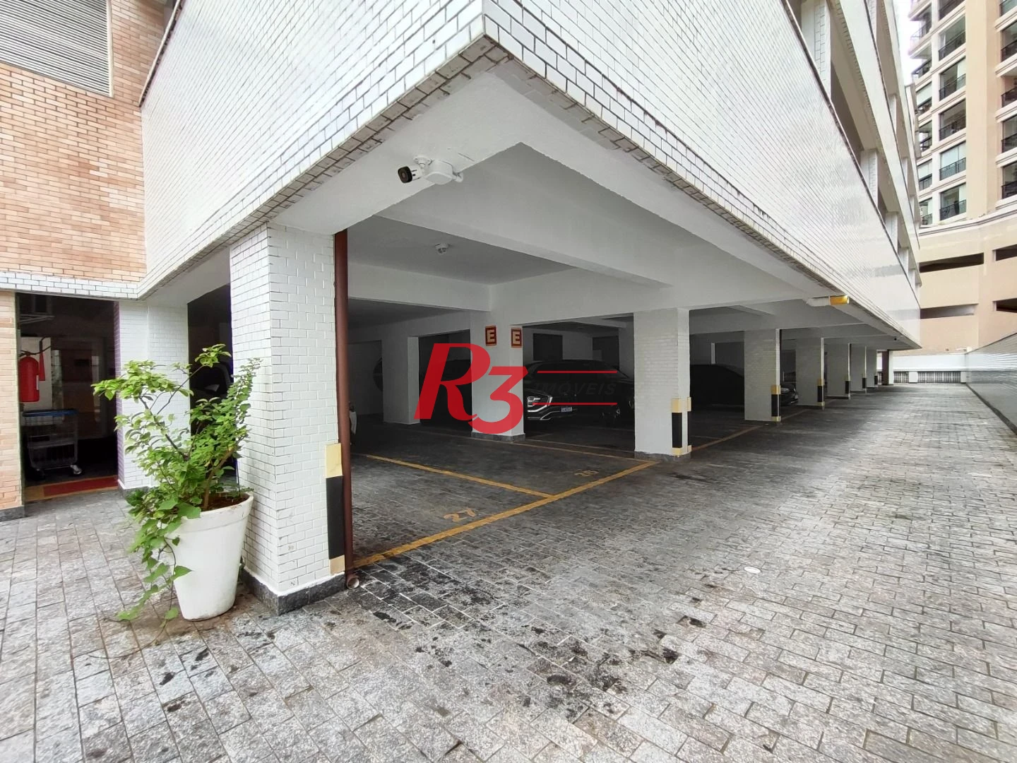 Apartamento com 3 dormitórios para alugar, 94 m² por R$ 7.000,00/mês - Gonzaga - Santos/SP