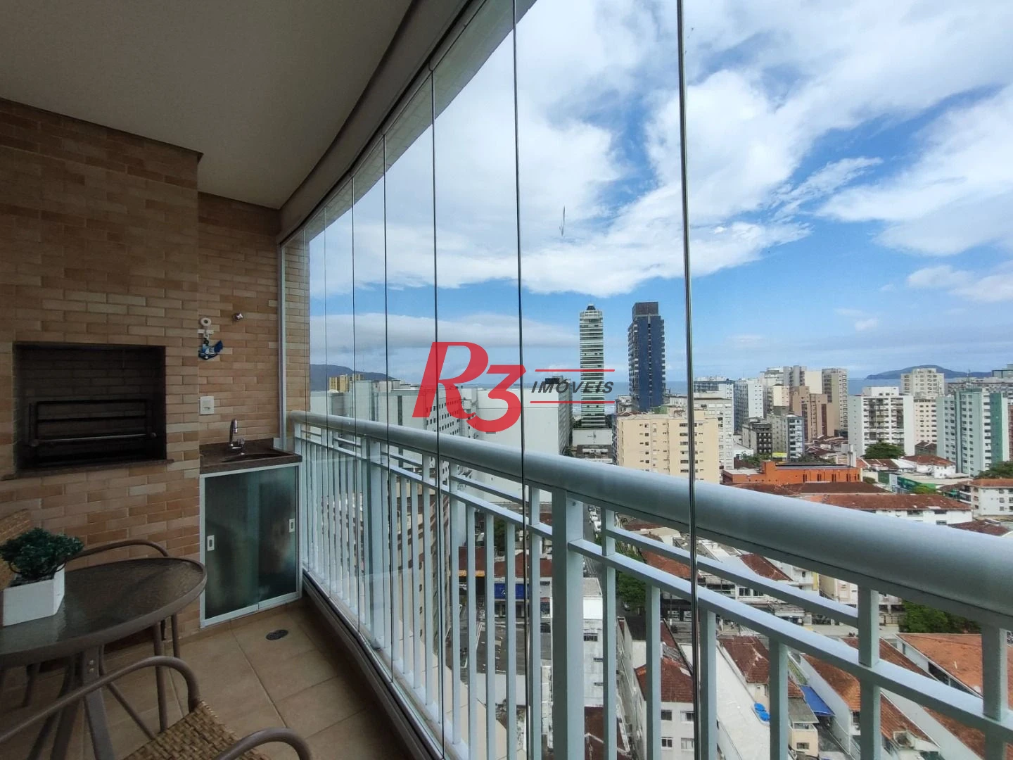 Apartamento com 3 dormitórios para alugar, 94 m² por R$ 7.000,00/mês - Gonzaga - Santos/SP
