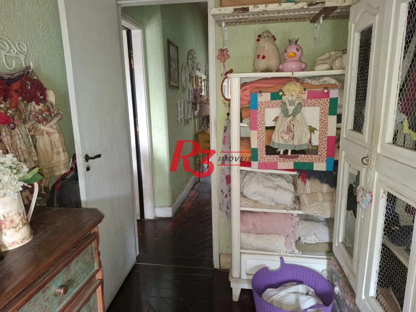 Sobrado à venda, 220 m² por R$ 690.000,00 - Vila Matias - Santos/SP