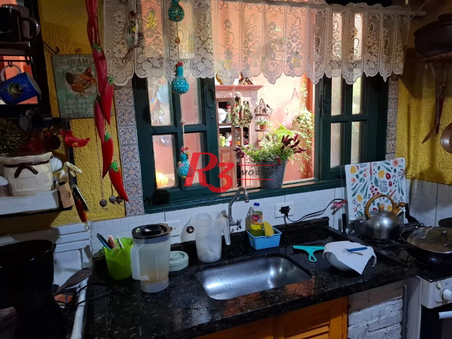 Sobrado à venda, 220 m² por R$ 690.000,00 - Vila Matias - Santos/SP