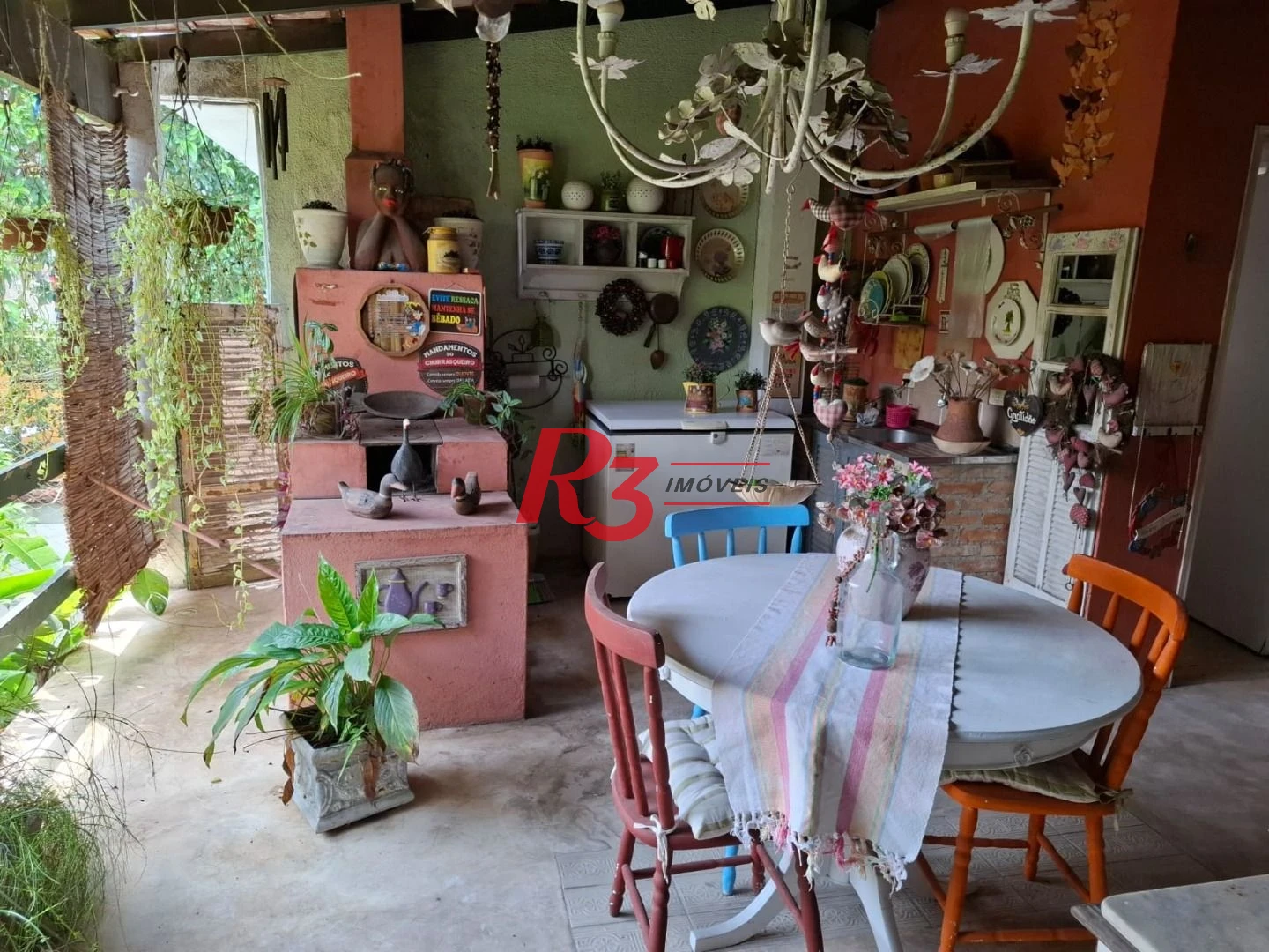 Sobrado à venda, 220 m² por R$ 690.000,00 - Vila Matias - Santos/SP