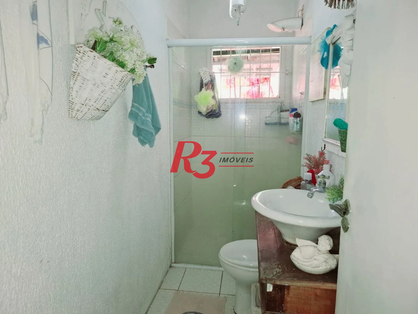 Sobrado à venda, 220 m² por R$ 690.000,00 - Vila Matias - Santos/SP