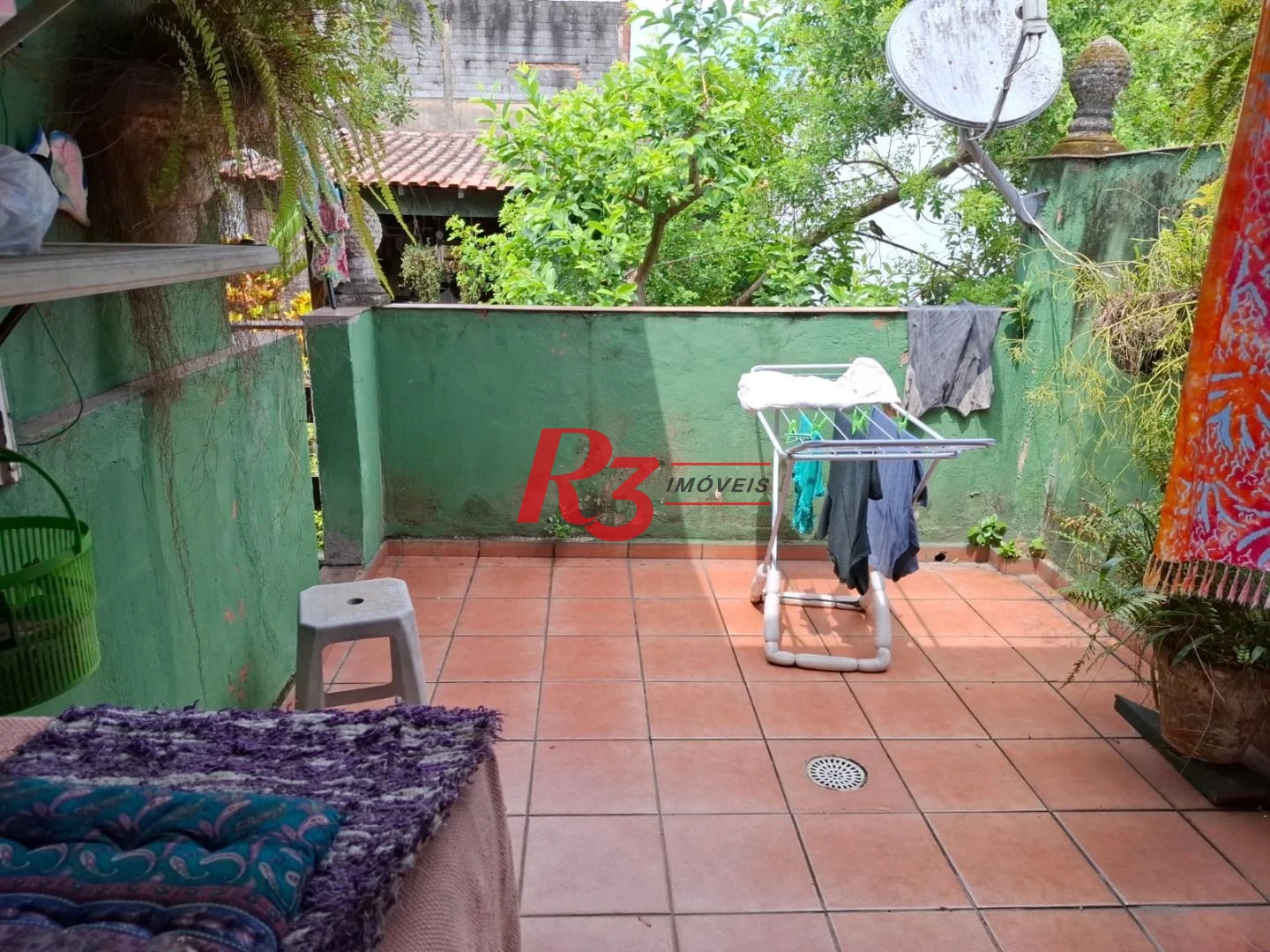Sobrado à venda, 220 m² por R$ 690.000,00 - Vila Matias - Santos/SP
