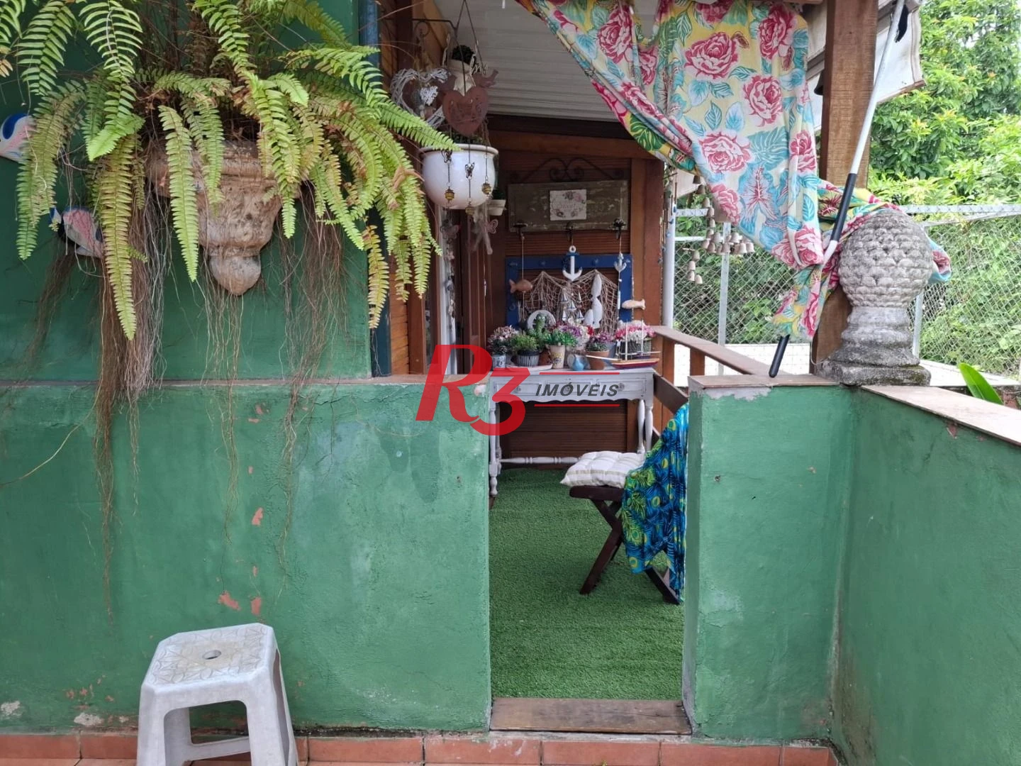 Sobrado à venda, 220 m² por R$ 690.000,00 - Vila Matias - Santos/SP