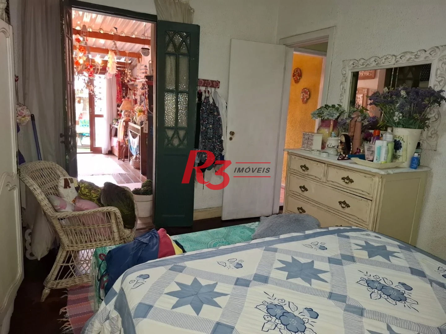 Sobrado à venda, 220 m² por R$ 690.000,00 - Vila Matias - Santos/SP