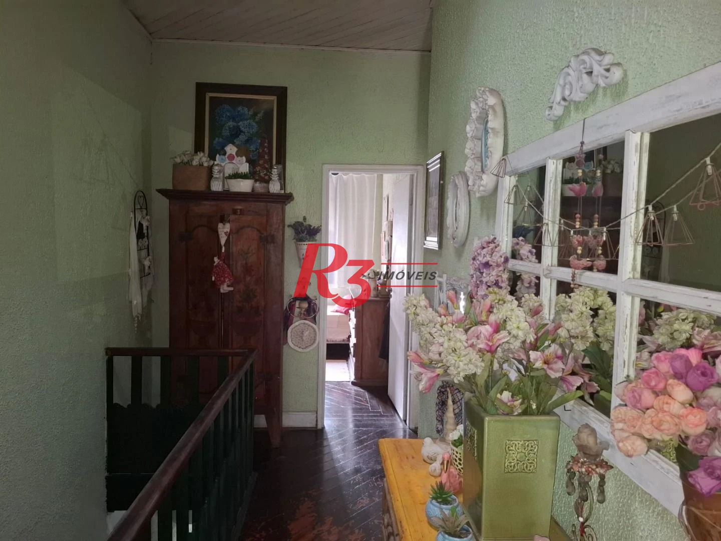 Sobrado à venda, 220 m² por R$ 690.000,00 - Vila Matias - Santos/SP