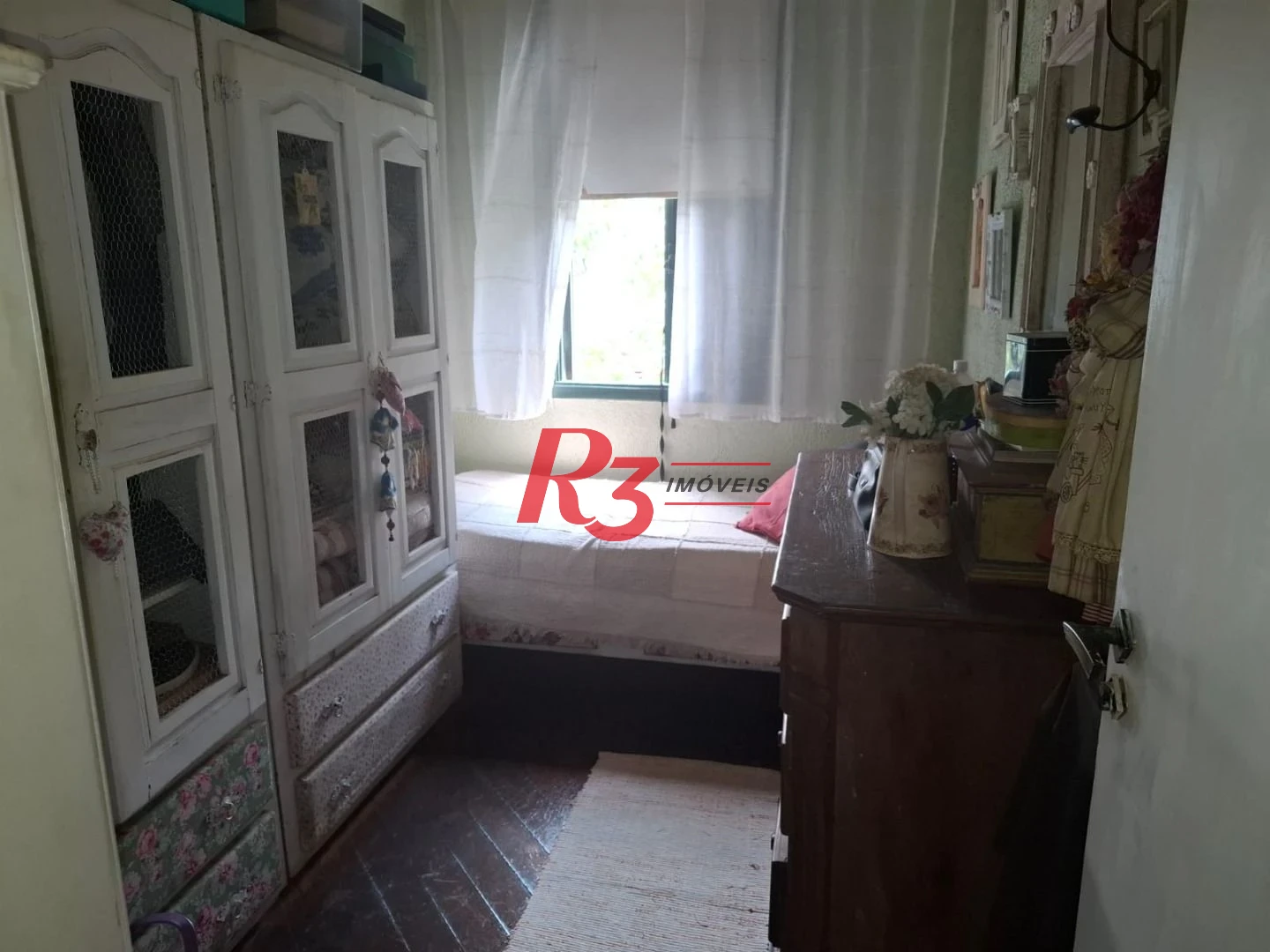 Sobrado à venda, 220 m² por R$ 690.000,00 - Vila Matias - Santos/SP