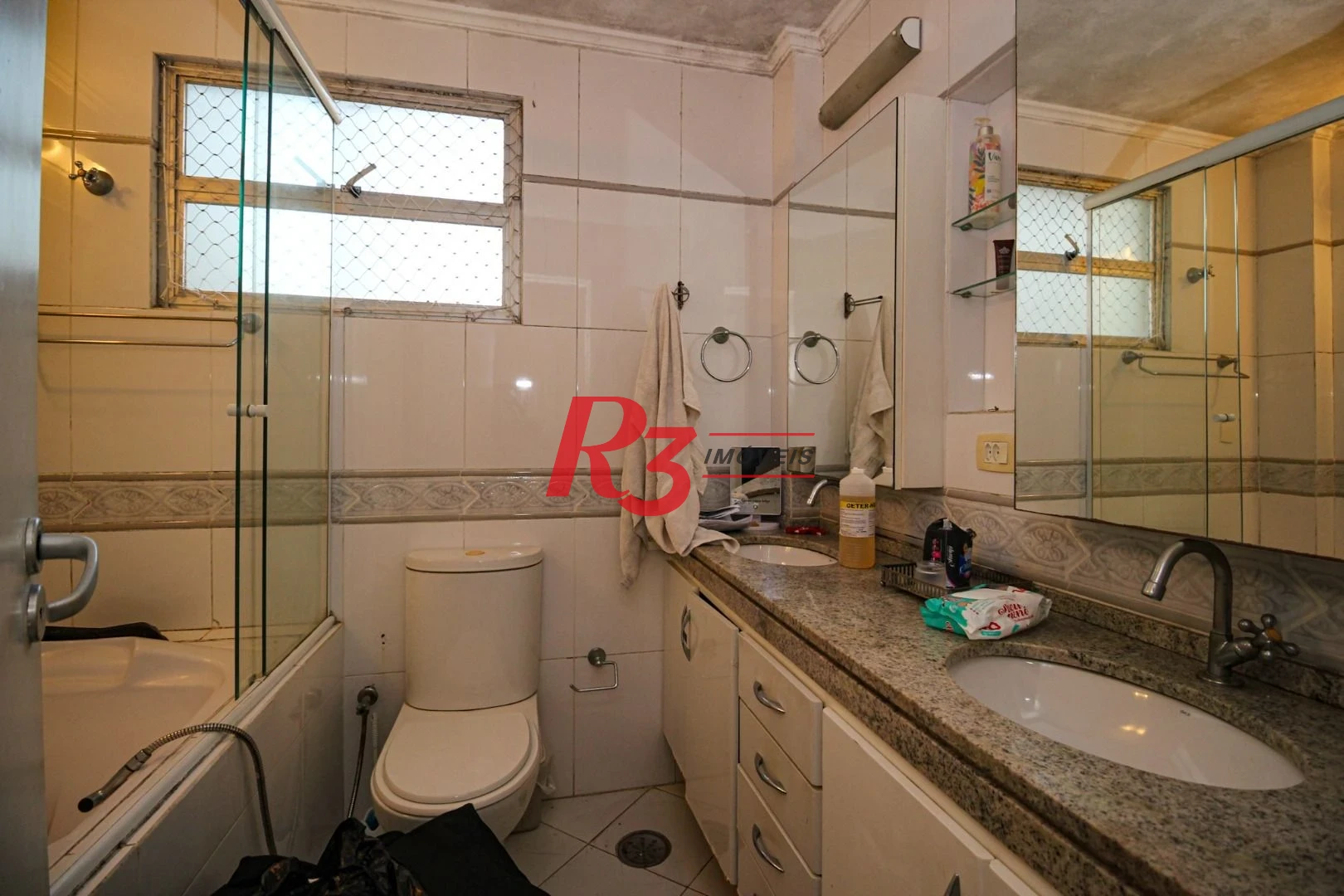 Apartamento com 3 dormitórios à venda, 238 m² por R$ 1.184.293,51 - Boqueirão - Santos/SP