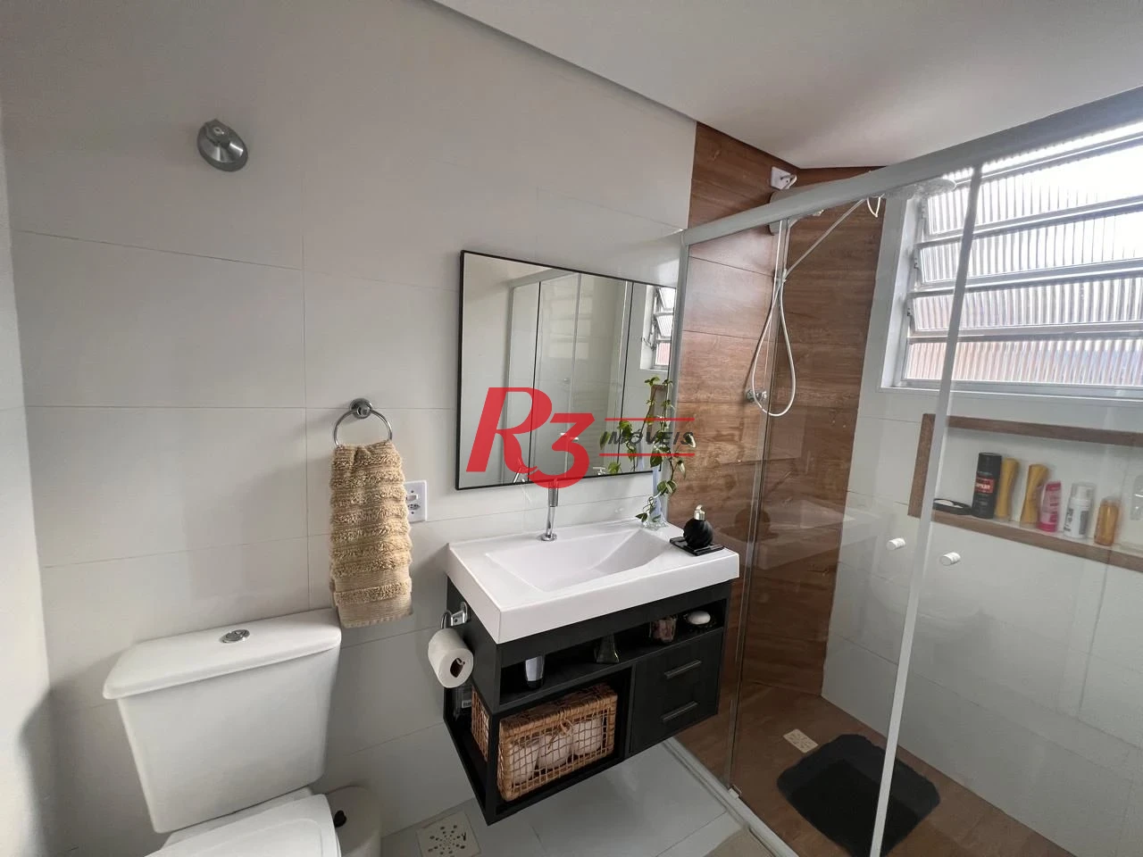 Apartamento com 2 dormitórios à venda, 40 m² por R$ 440.000,00 - Gonzaga - Santos/SP