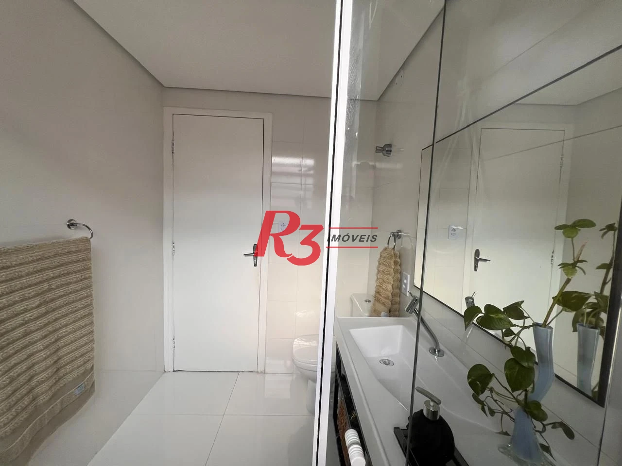 Apartamento com 2 dormitórios à venda, 40 m² por R$ 440.000,00 - Gonzaga - Santos/SP