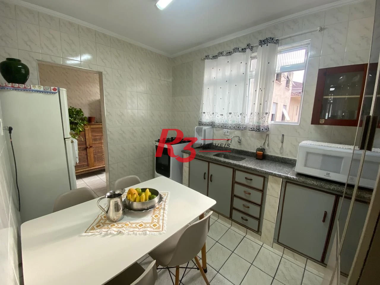 Apartamento com 2 dormitórios à venda, 40 m² por R$ 440.000,00 - Gonzaga - Santos/SP