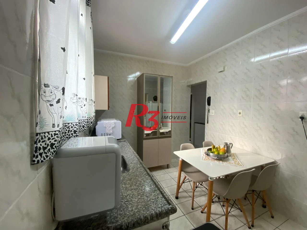 Apartamento com 2 dormitórios à venda, 40 m² por R$ 440.000,00 - Gonzaga - Santos/SP