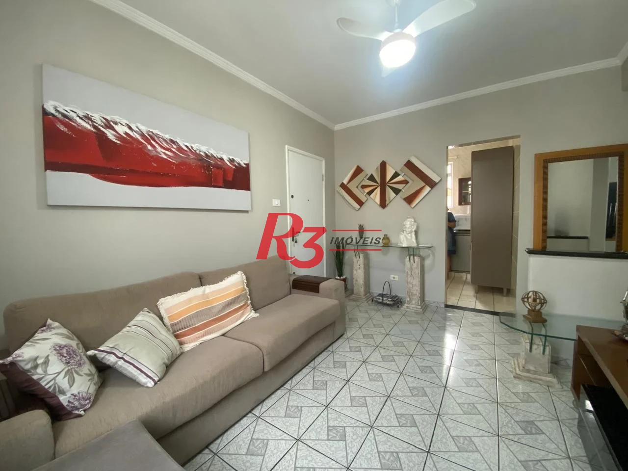 Apartamento com 2 dormitórios à venda, 40 m² por R$ 440.000,00 - Gonzaga - Santos/SP