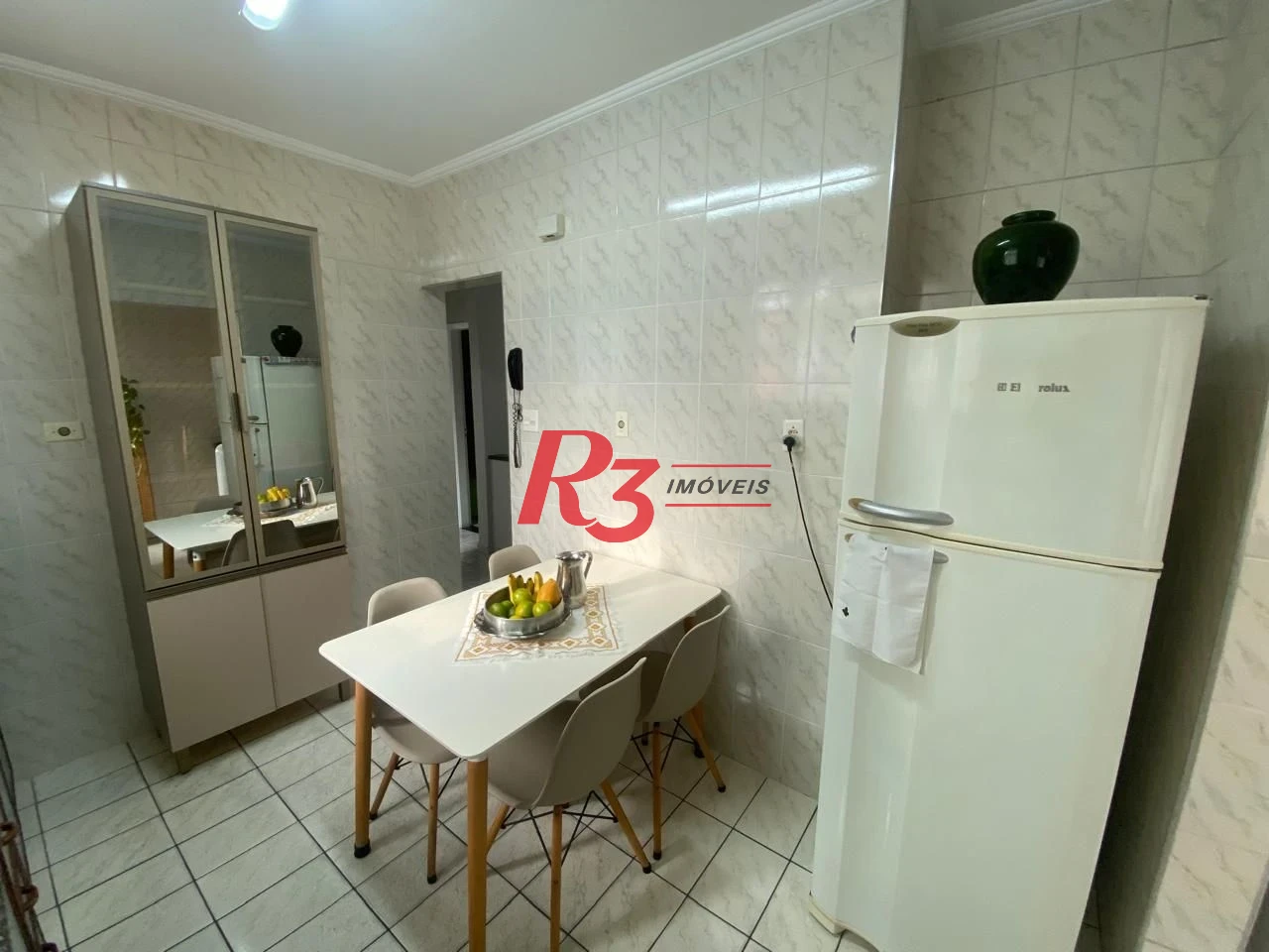 Apartamento com 2 dormitórios à venda, 40 m² por R$ 440.000,00 - Gonzaga - Santos/SP