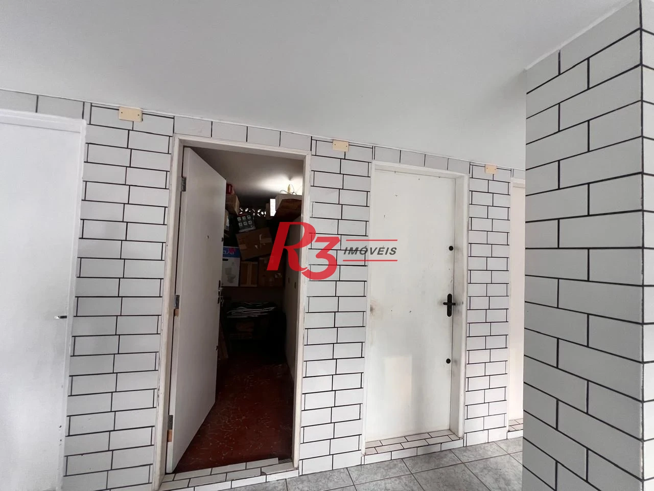 Apartamento com 2 dormitórios à venda, 40 m² por R$ 440.000,00 - Gonzaga - Santos/SP