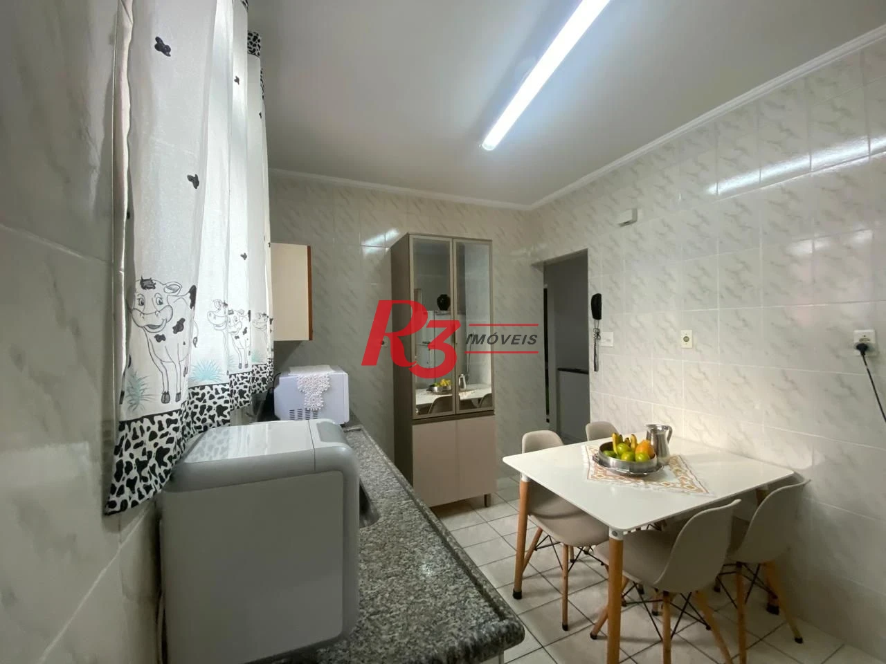 Apartamento com 2 dormitórios à venda, 40 m² por R$ 440.000,00 - Gonzaga - Santos/SP