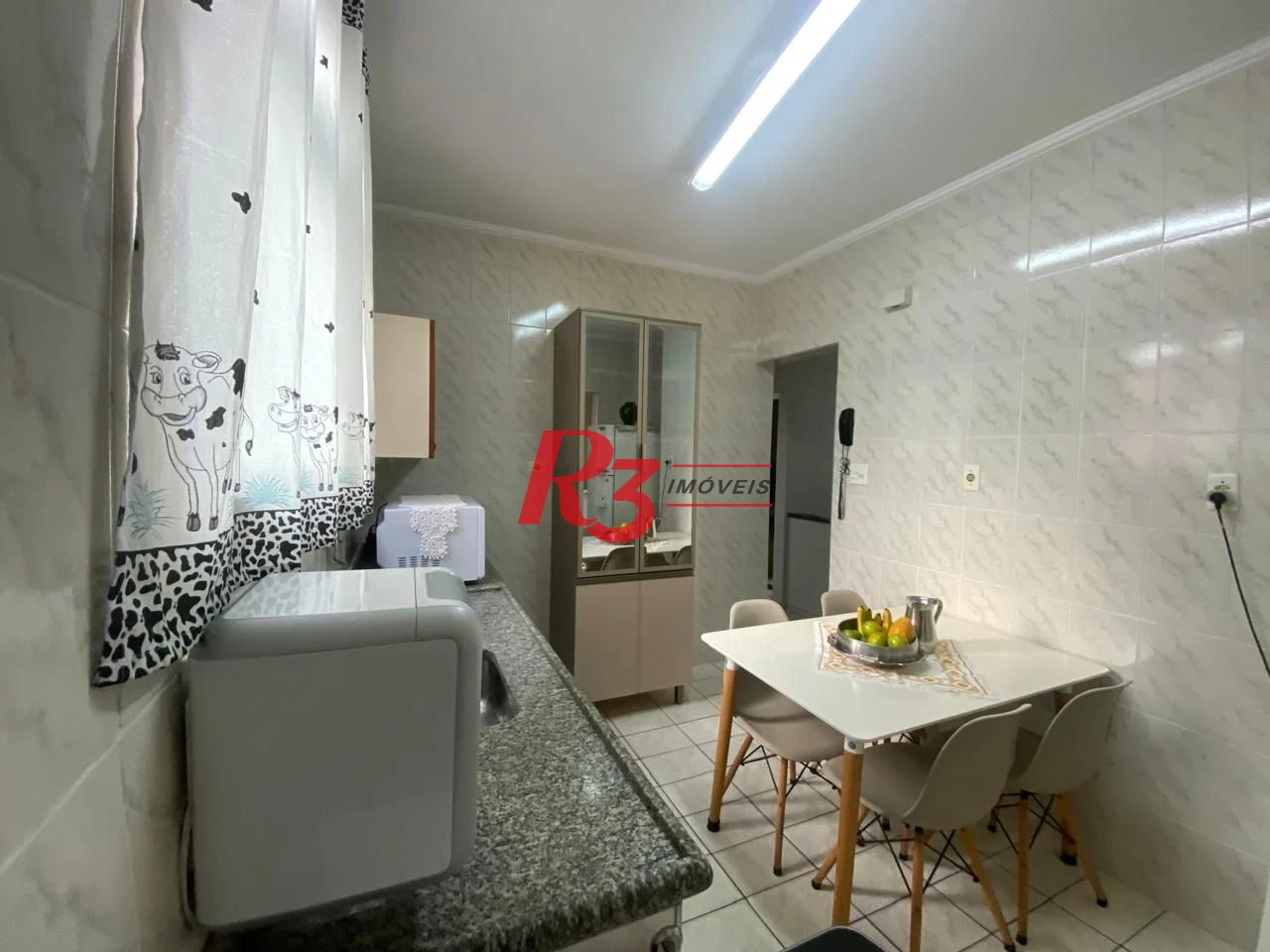 Apartamento com 2 dormitórios à venda, 40 m² por R$ 440.000,00 - Gonzaga - Santos/SP
