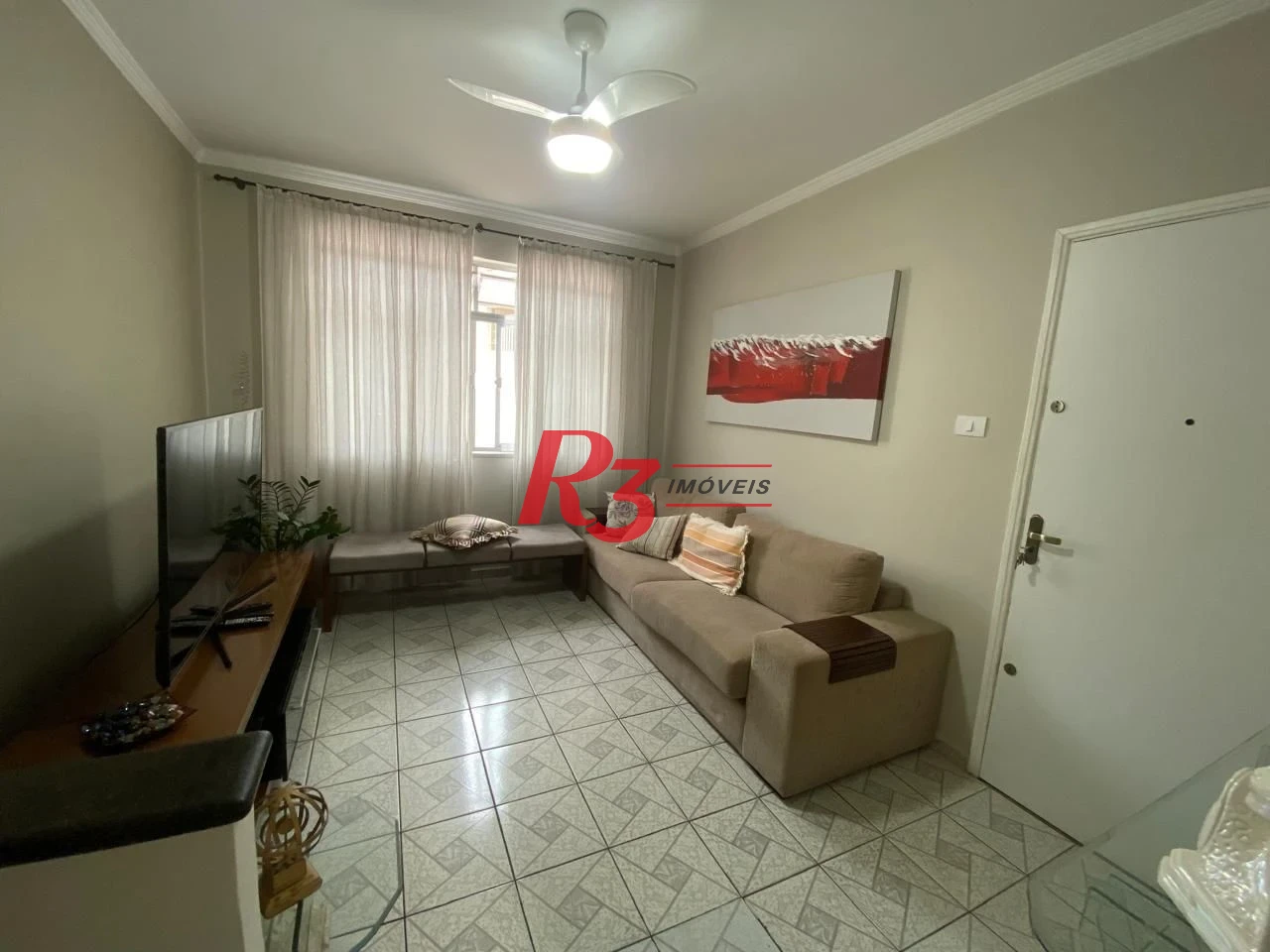 Apartamento com 2 dormitórios à venda, 40 m² por R$ 440.000,00 - Gonzaga - Santos/SP