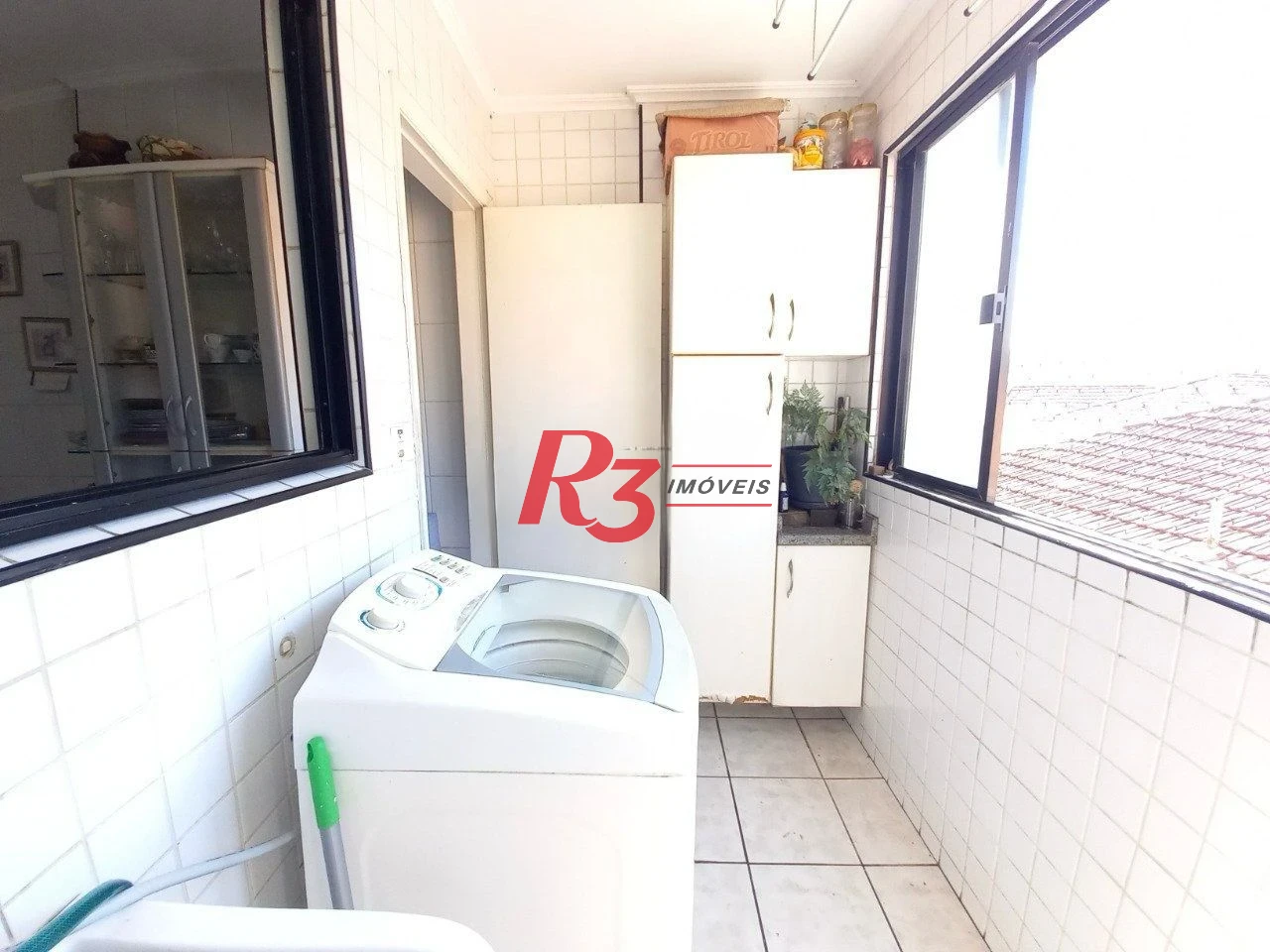 Apartamento com 2 dormitórios à venda, 70 m² por R$ 459.000,00 - Campo Grande - Santos/SP