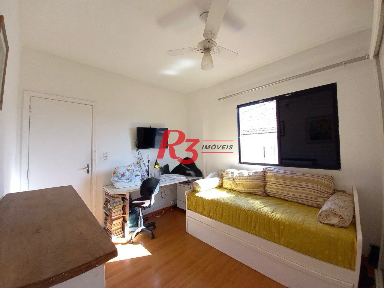 Apartamento com 2 dormitórios à venda, 70 m² por R$ 459.000,00 - Campo Grande - Santos/SP