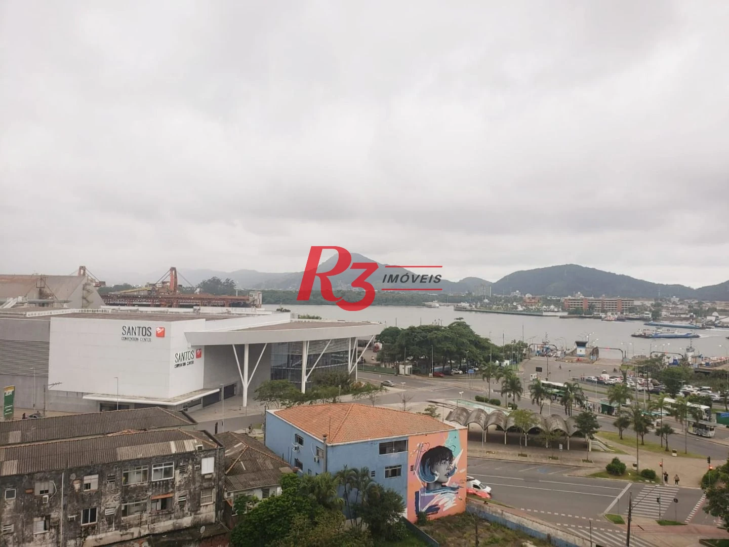 Apartamento com 2 dormitórios à venda, 65 m² por R$ 860.000,00 - Ponta da Praia - Santos/SP