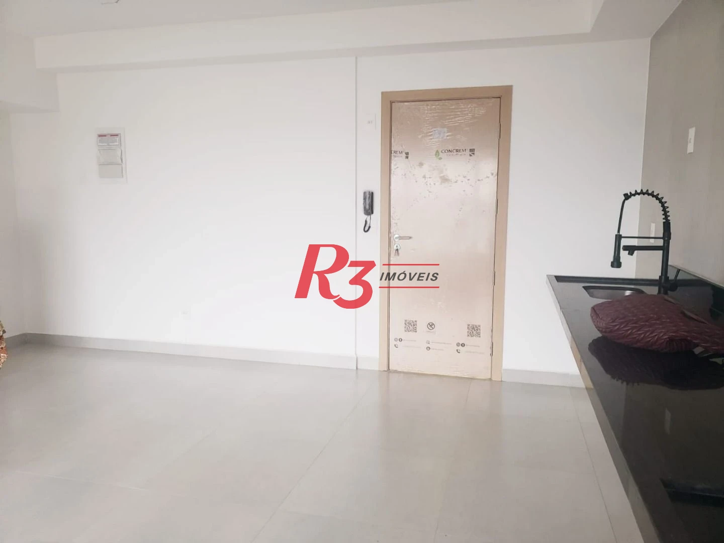Apartamento com 2 dormitórios à venda, 65 m² por R$ 860.000,00 - Ponta da Praia - Santos/SP
