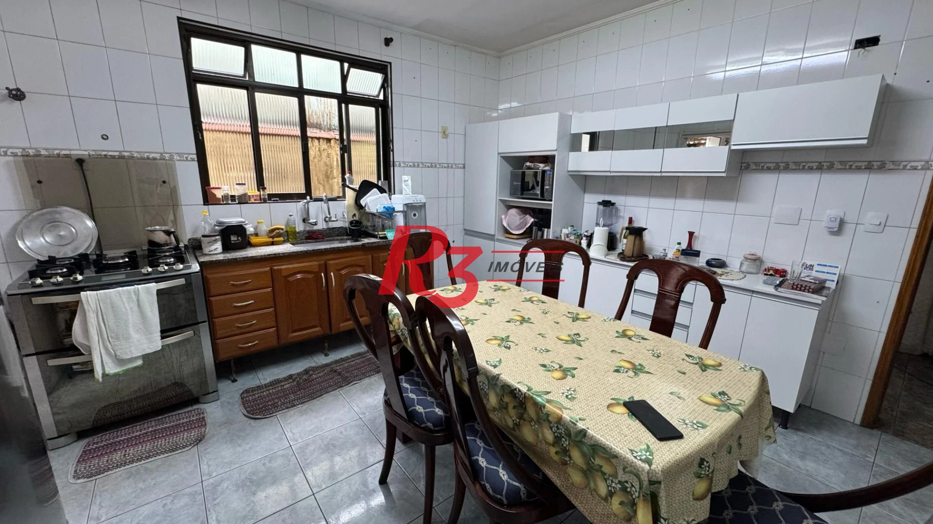 Casa com 3 dormitórios, 152 m² - venda por R$ 960.000,00 ou aluguel por R$ 5.000,00/mês - Campo Grande - Santos/SP