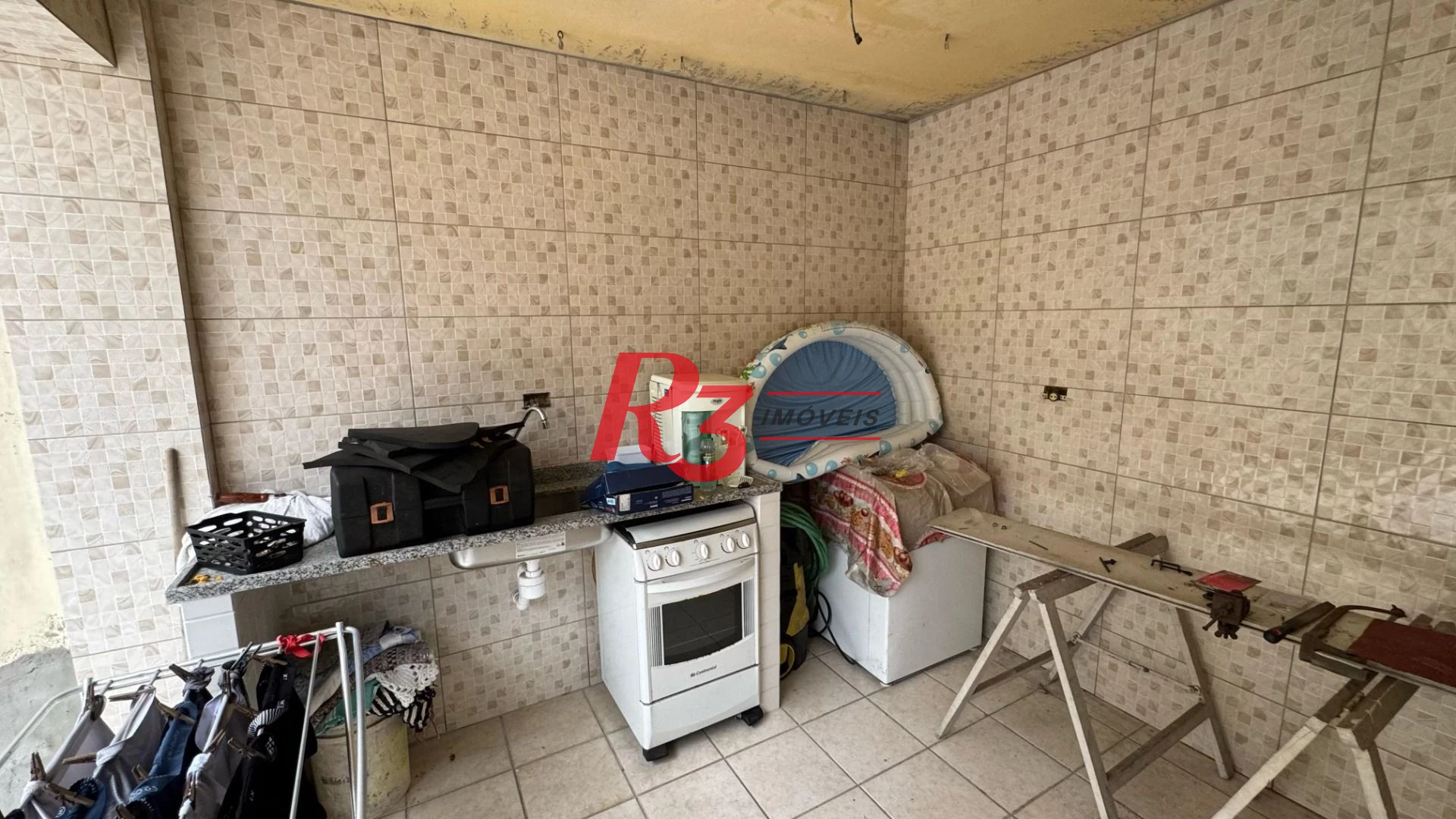 Casa com 3 dormitórios, 152 m² - venda por R$ 960.000,00 ou aluguel por R$ 5.000,00/mês - Campo Grande - Santos/SP