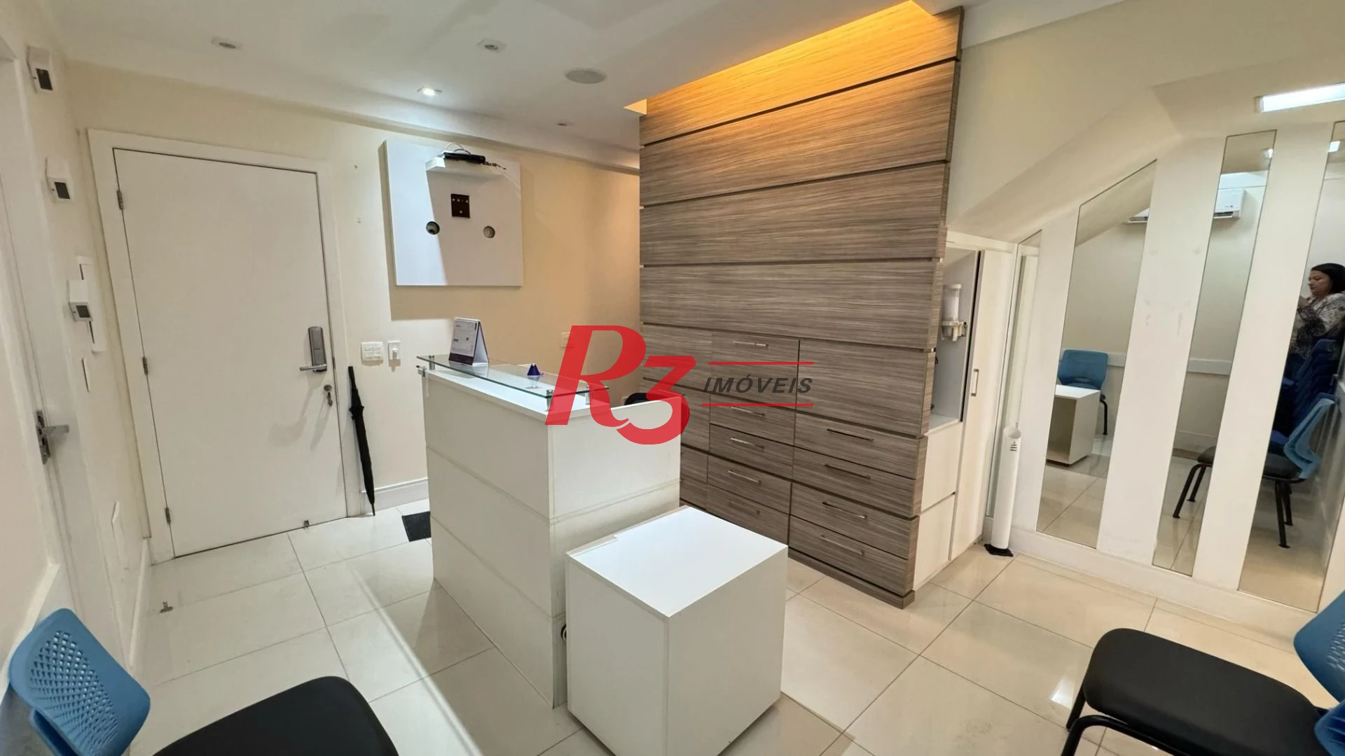 Sala, 72 m² - venda por R$ 600.000,00 ou aluguel por R$ 6.000,00/mês - Vila Matias - Santos/SP