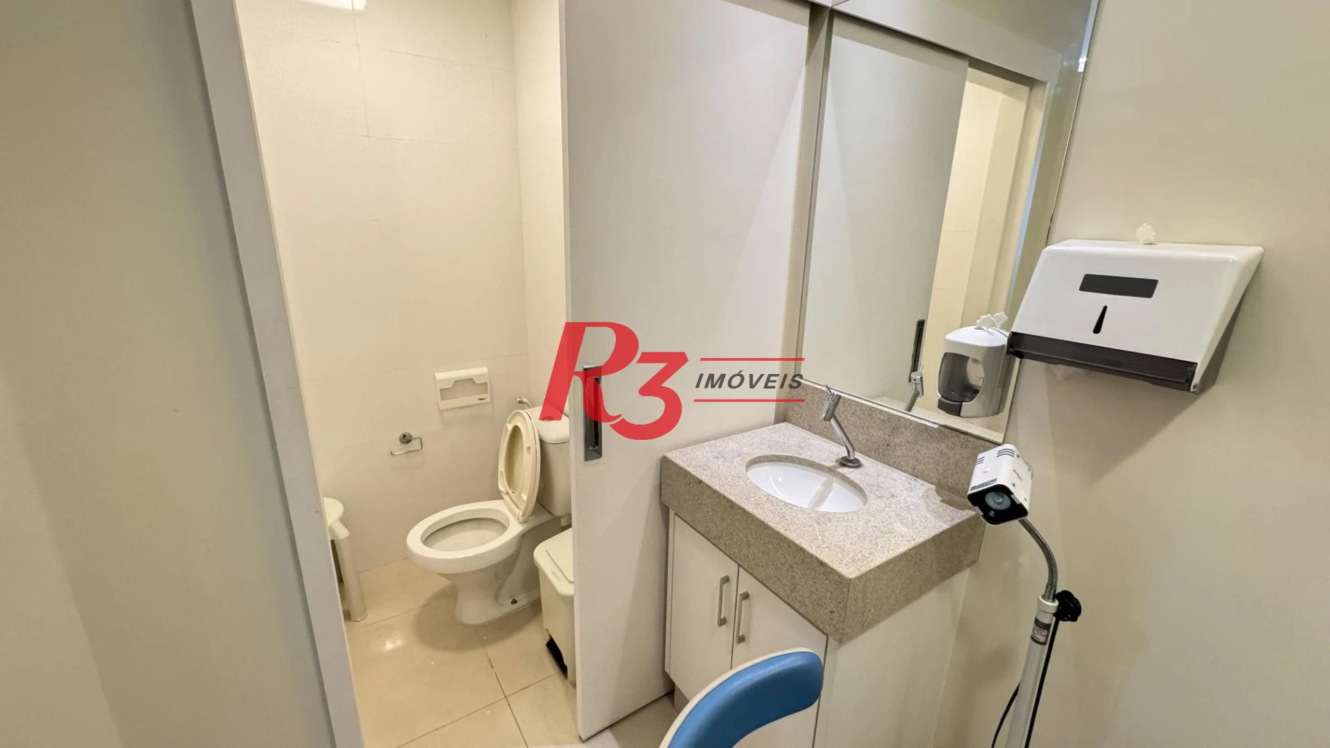 Sala, 72 m² - venda por R$ 600.000,00 ou aluguel por R$ 6.000,00/mês - Vila Matias - Santos/SP
