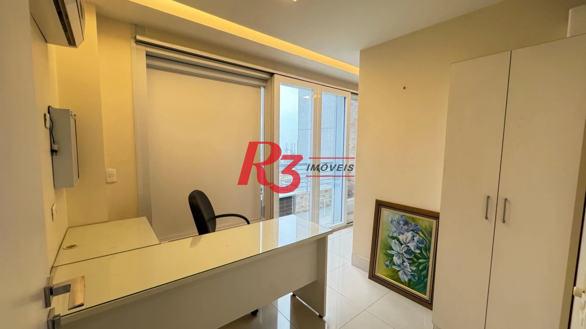 Sala, 72 m² - venda por R$ 600.000,00 ou aluguel por R$ 6.000,00/mês - Vila Matias - Santos/SP